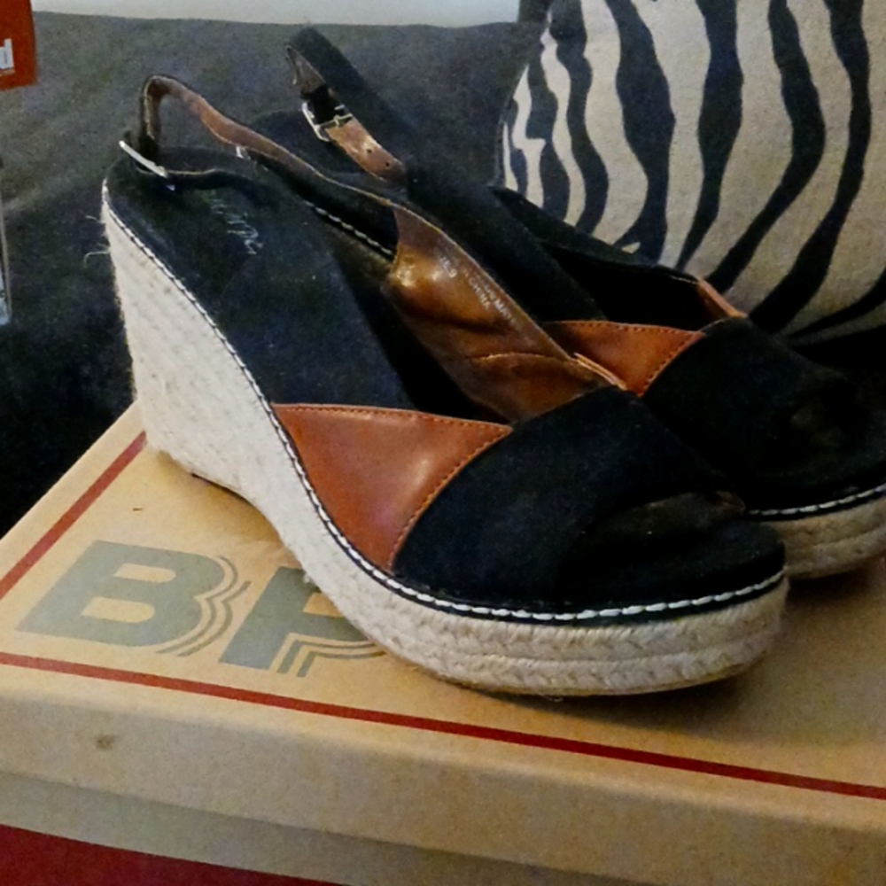 Bumper Canvas Woven Heel Sandals,  Black/Camel, Size 9